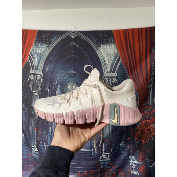 Size 10 - Nike Free Metcon 5 Pale Ivory Ice Peach W - Picture 8 of 11